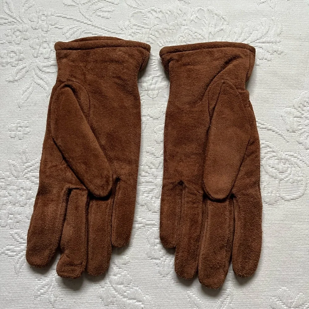 Isotoner Wonder Fit Suede Leather Gloves M Camel Brown Fleece Lined Vintage - Picture 2 of 7